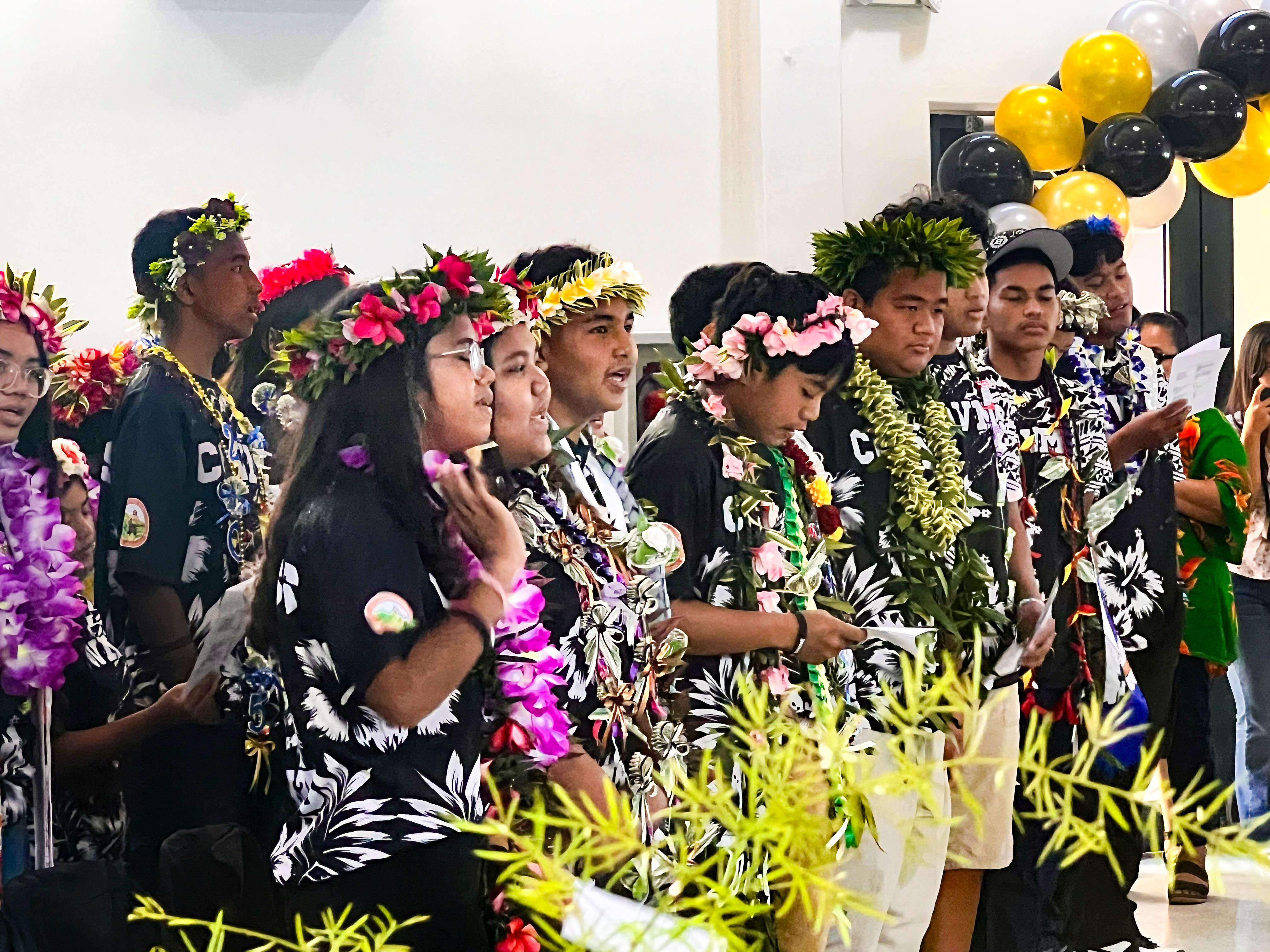The promoted Lancherus of Chacha Ocean View Middle School performed their school song, which was followed by a special rendition of “Young, Wild and Free,” dedicated to their parents, families, and the school community. 